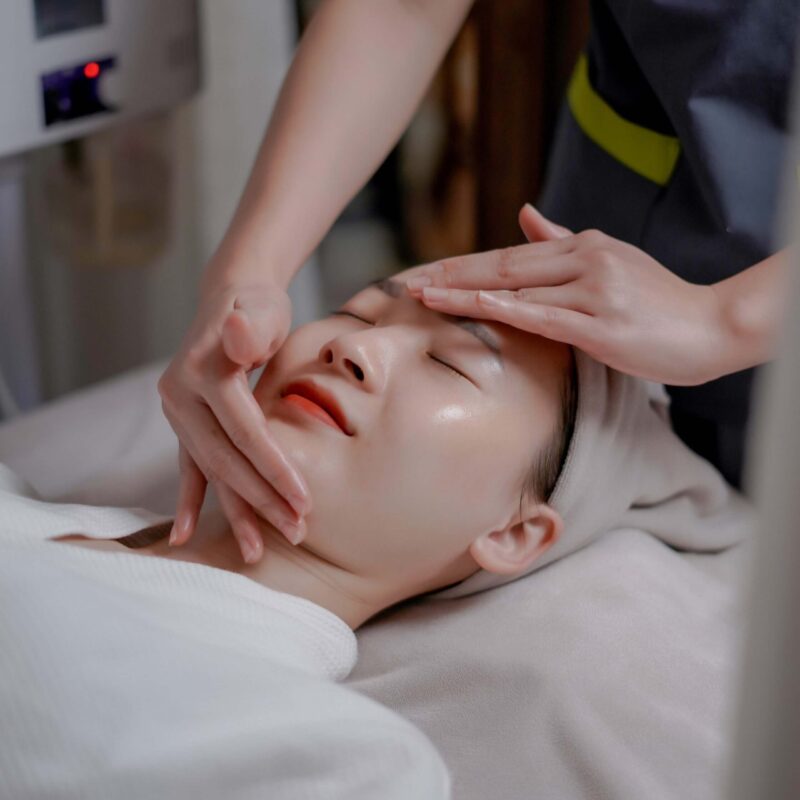 Chăm sóc da nhà spa
