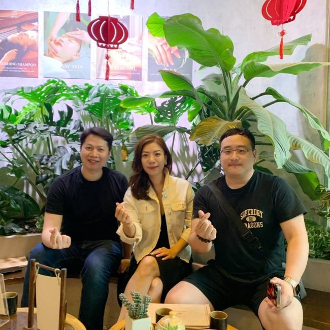 Khách hàng dùng Spa